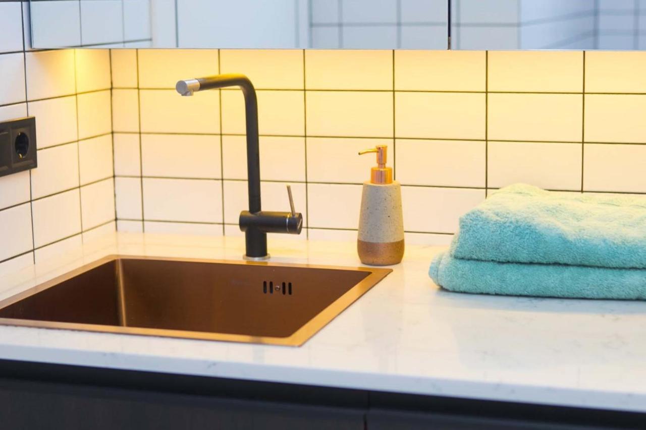 Stylish 1 Bedroom Studio Near Most City นิปโปร ภายนอก รูปภาพ